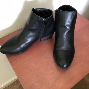 Black Booties Charles Albert 8m